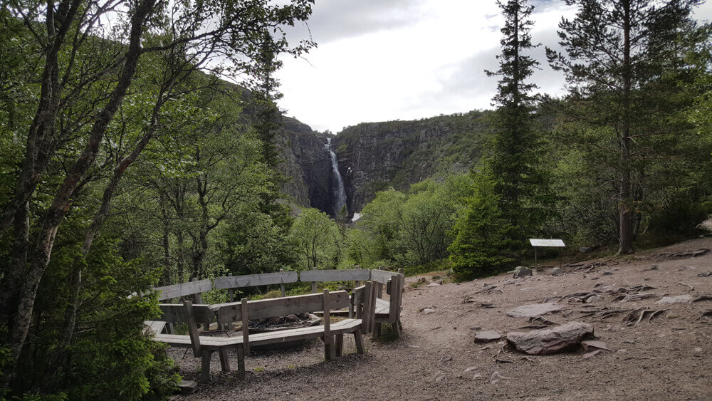 Rastplats vid Njupeskär
